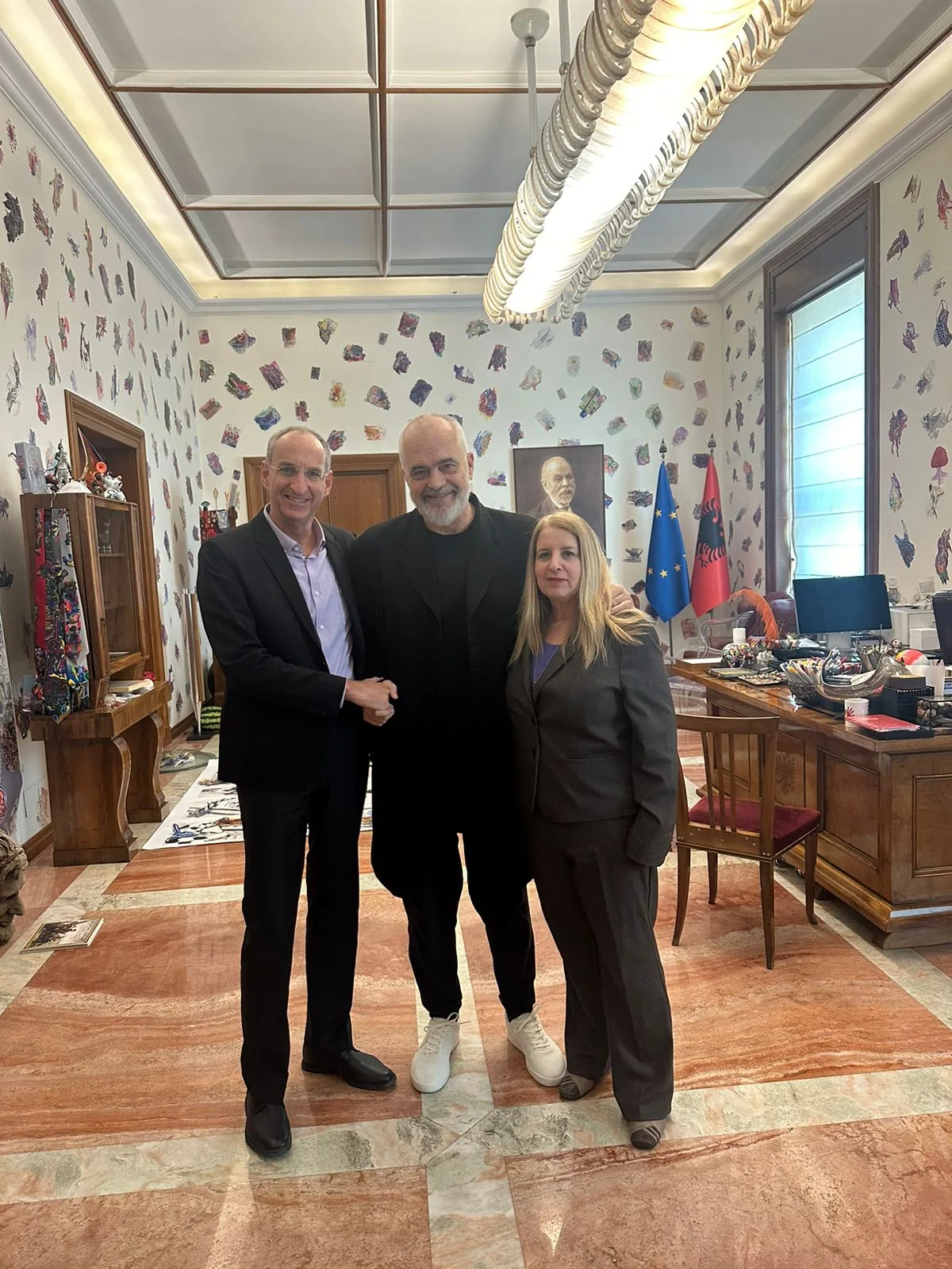 Dror Gill AI consulting session