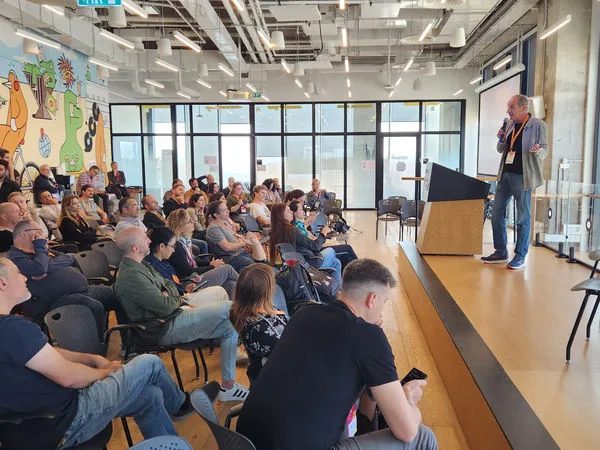 דרור גיל מרצה