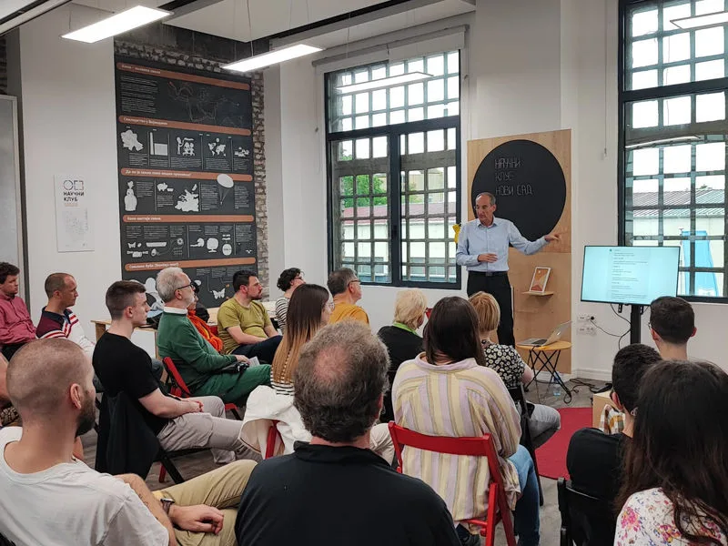 דרור גיל על הבמה