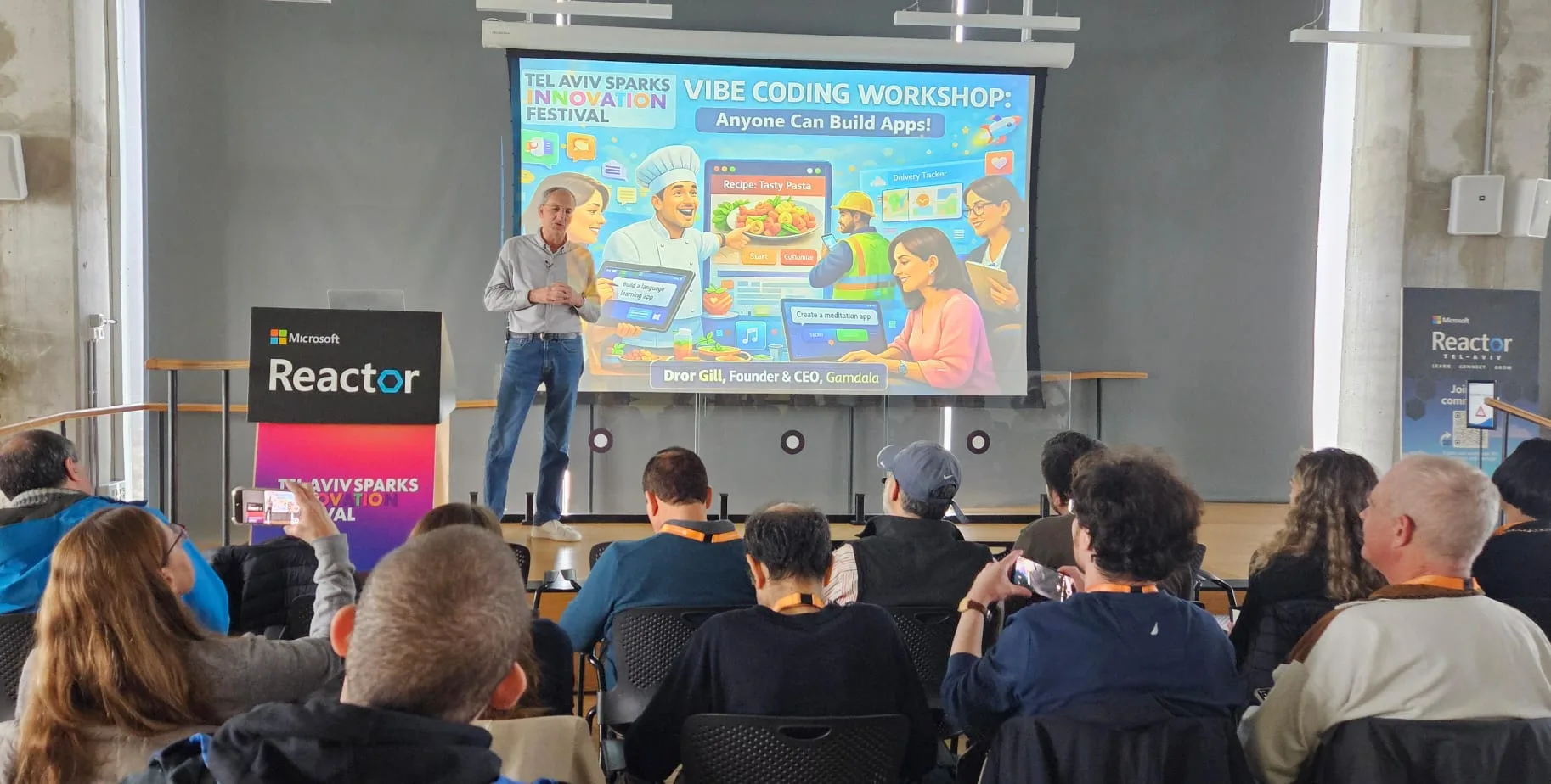 סדנת Vibe Coding של דרור גיל בפסטיבל Tel Aviv Sparks