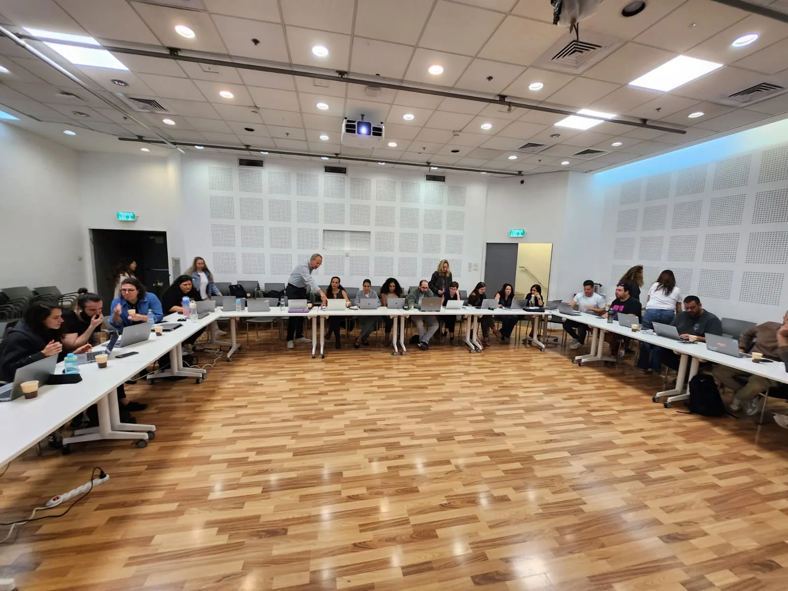 סדנת כלים מתקדמים של ChatGPT